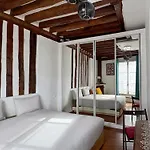 Un cosy studio near Notre Dame Paris 5