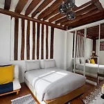 Un cosy studio near Notre Dame Paris 5